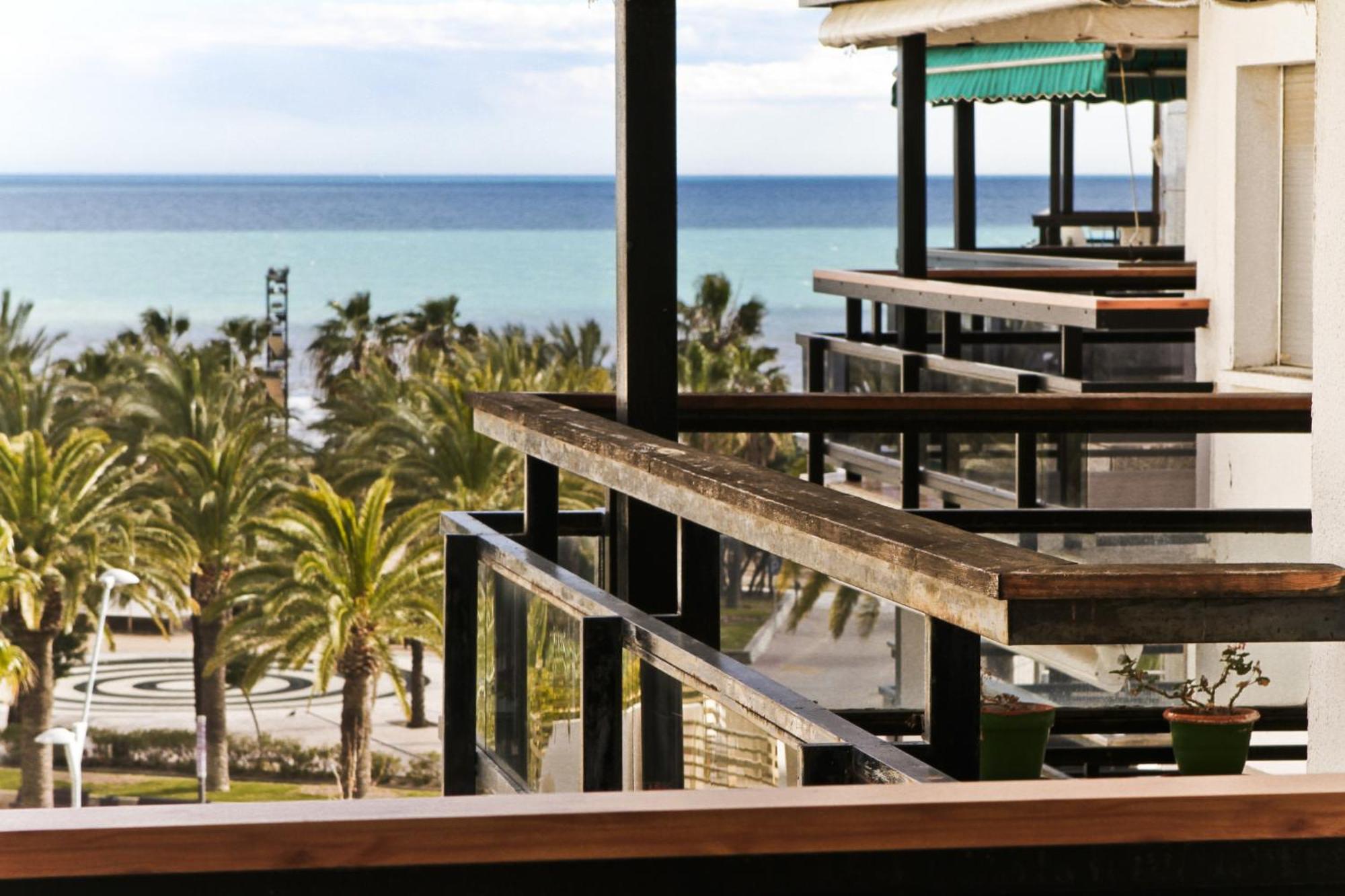 New Maria Anagabu Planet Costa Dorada Apartment Salou Luaran gambar